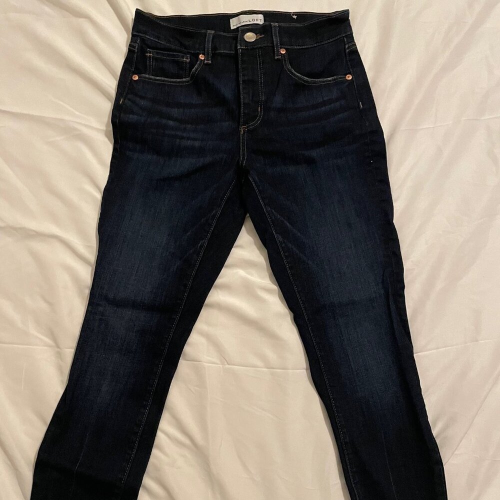 Loft Frayed Hem Jeans - 6P